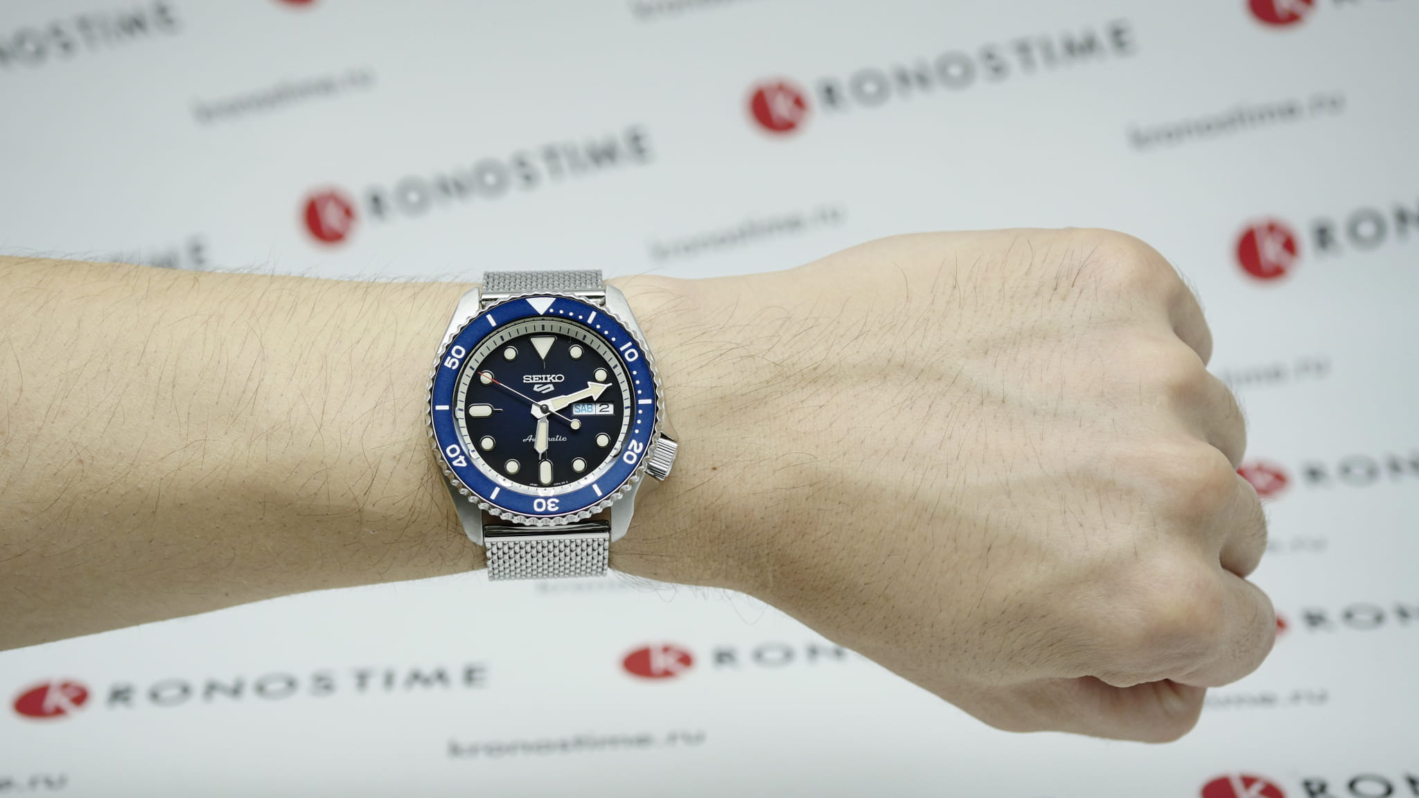 Seiko SRPD71K1 мужские часы застежка крупным планом